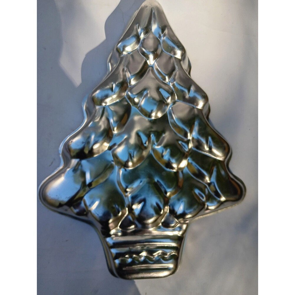Wilton Treelightful Christmas Tree Cake Pan 502-1107 Evergreen VTG 1972